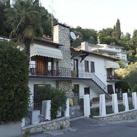 Guest House Villa De Ros Salò Dış mekan fotoğraf