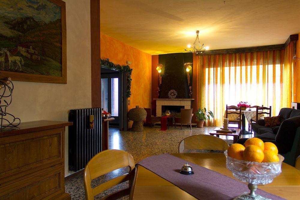 Guest House Villa De Ros Salò Dış mekan fotoğraf